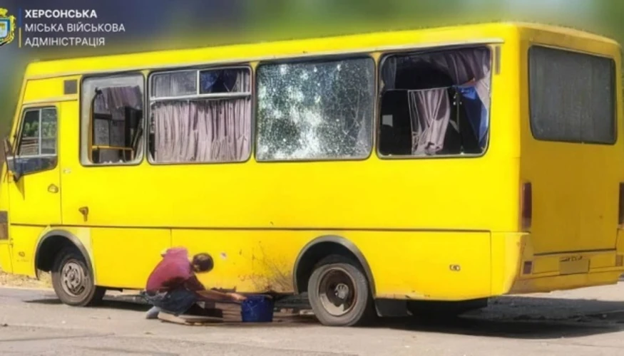 Удар дрона по маршрутці в Херсоні 6 серпня: пояснення