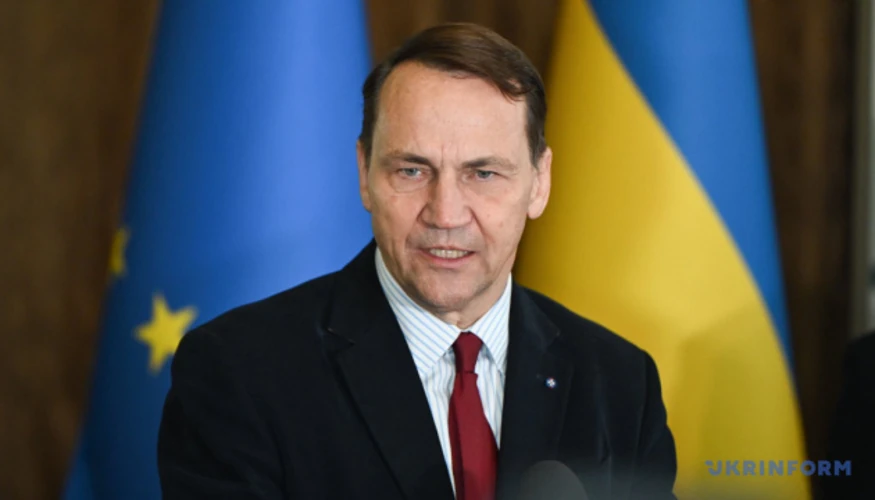Сікорський назвав дату, формат і кадровий склад «Європейського легіону»