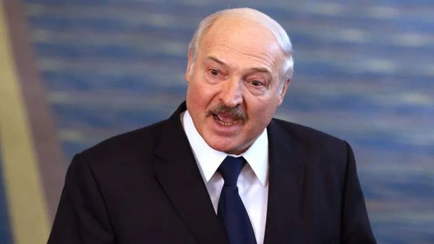 Лукашенко привітав українців із 35-ю річницею незалежності на п’ятому році війни