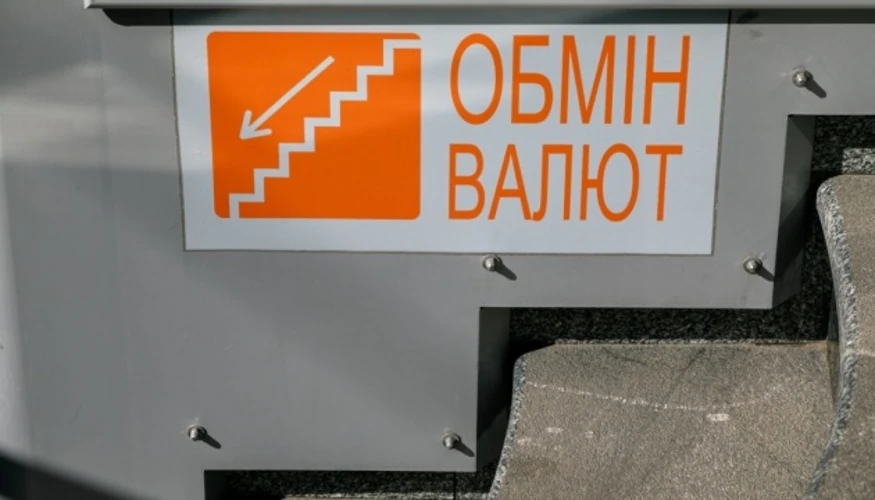Хроніка курсу НБУ на 14 жовтня: долар сягнув 45,08 грн